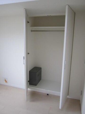 アーデル・フェリエ国立東の物件内観写真